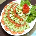 Cách làm salad cà chua đơn giản tại nhà